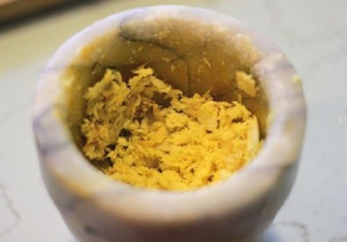 Ba chỉ kho riềng đơn giản, thơm ngon không tưởng - 2