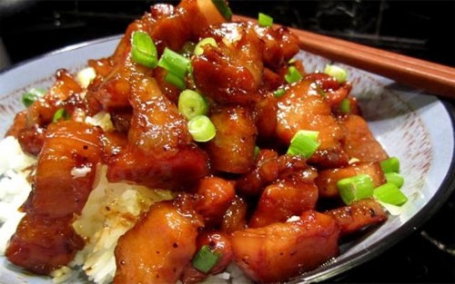 Ba chỉ kho riềng đơn giản, thơm ngon không tưởng - 7