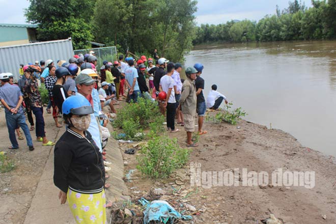 Sau cự cãi vì bạn gái nhậu, thi thể nam thanh niên phát hiện dưới kênh - 2