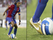 Thời trang - Huyền thoại giày đấu hỗ trợ Ronaldinho giữ bóng 4 lần sút xà ngang không rơi