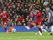 Bóng đá - Salah hóa “Máy ghi bàn”: Còn mỗi MU cản bước, Ronaldo cũng phải nể