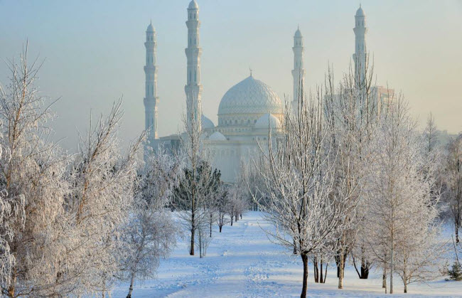 Astana, Kazakhstan: Astana là một trong những thành phố lạnh nhất trên thế giới, khi nhiệt độ ở đây vào tháng 1 chỉ là -15,9 độ C.