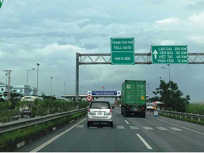 Nóng 24h qua: Hàng trăm ngàn xe “mất tích” trên cao tốc - 1