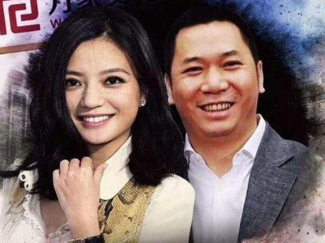 Chồng tỷ phú của Triệu Vy bị kiện ra tòa vì tham nhũng?