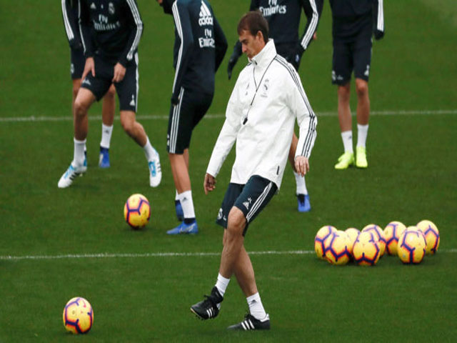 Real Madrid sắp sa thải Lopetegui: Tới sân tập chờ giờ ra đi