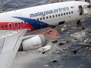 Thế giới - Câu hỏi day dứt về MH370 từ vụ máy bay Indonesia chở 189 người rơi