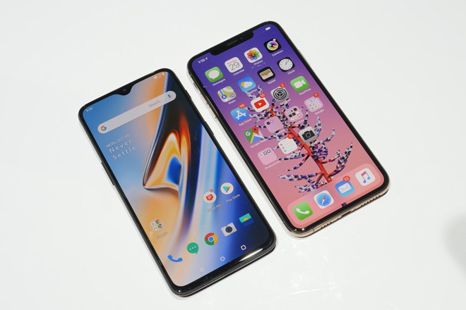 OnePlus 6T so cùng iPhone Xs Max: Một trời một vực - 1