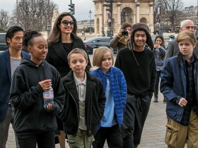 Sốc: 6 đứa con đều muốn sống với Brad Pitt, công sức tranh giành suốt 2 năm của Angelina Jolie đổ sông đổ bể