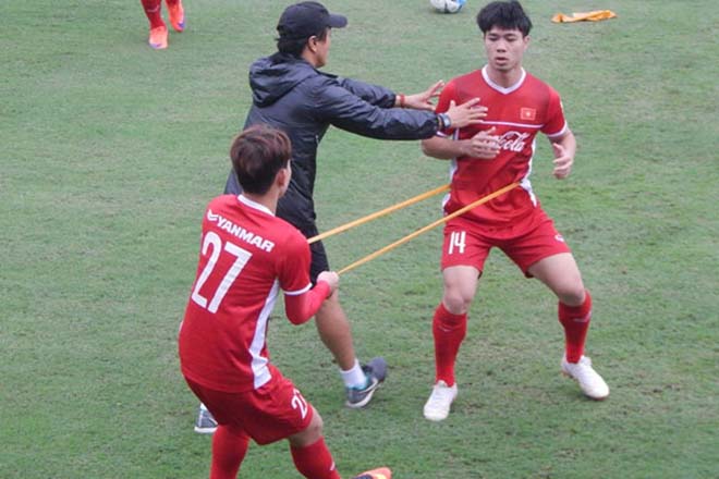 Đội tuyển Việt Nam tại AFF Cup 2018: Thành bại tại… thể lực? - 1