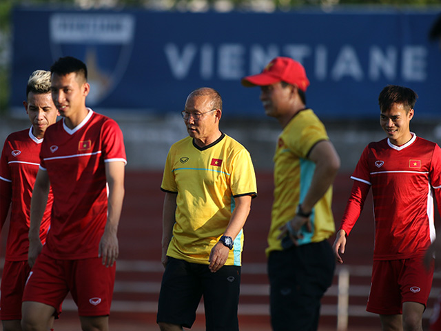 ĐT Việt Nam: HLV Park Hang Seo vỡ kế hoạch “giấu bài” đấu Lào