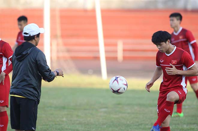 ĐT Việt Nam luyện công đấu Lào: HLV Park Hang Seo lo cái nóng đổ lửa (AFF cup) - 5