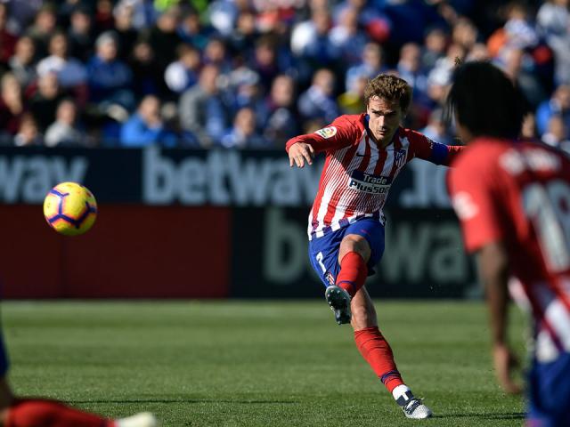 Siêu phẩm vòng 11 La Liga: Griezmann vẽ cầu vồng mãn nhãn