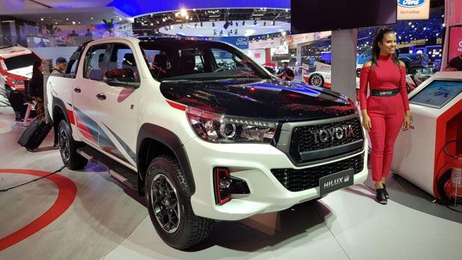 Toyota Hilux bổ sung thêm phiên bản GR Sport, giới hạn 420 chiếc - 1
