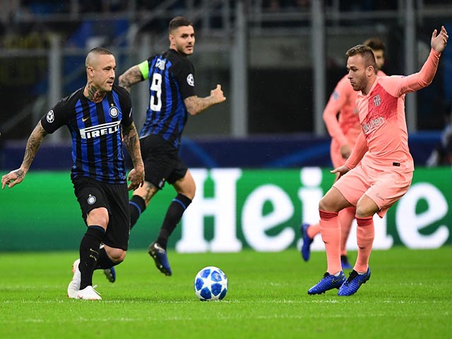 Kết quả bóng đá Inter Milan - Barcelona: Ngôi sao đua tài bốc lửa