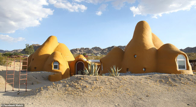 Kiến trúc độc đáo của ngôi nhà có tên Desert Domes ở bang Arizona, Mỹ.