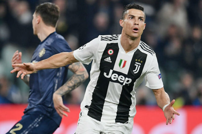 Ronaldo xé lưới MU lập kỷ lục: Messi lo mất ngôi Vua vòng bảng C1 - 1