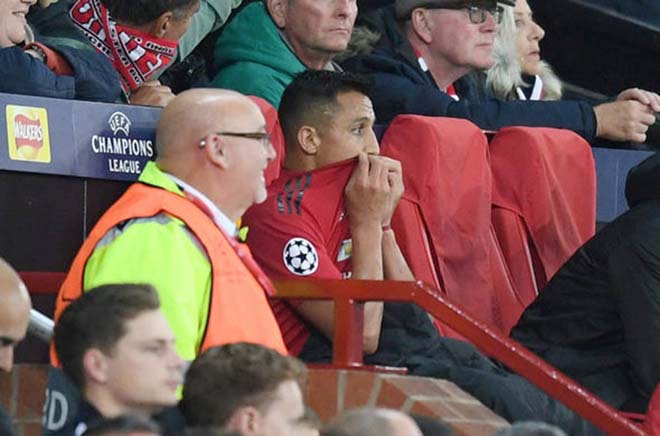 Sanchez & trận đấu cuộc đời: Chờ derby Manchester tái sinh siêu &#34;bom tấn&#34; - 1