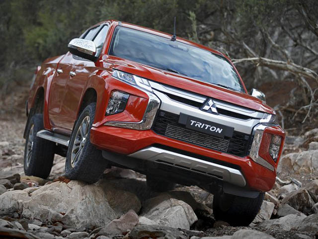 Mitsubishi Triton 2019 chính thức ra mắt: Dự kiến về Việt Nam trong năm sau