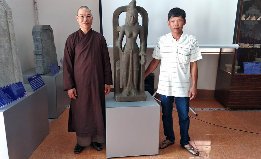 Tượng nữ thần cổ cực quý hiếm lần đầu được tìm thấy ở Việt Nam - 1