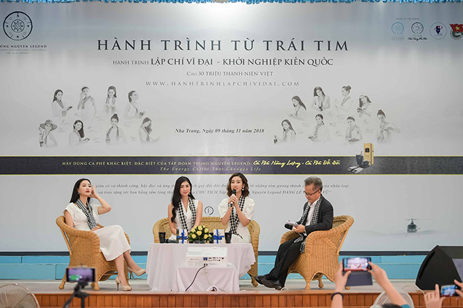 Hoa hậu Mỹ Linh: “Học được cách ứng xử tế nhị nhờ đọc sách” - 1