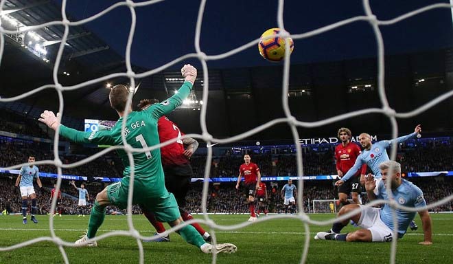 MU &#34;ngước nhìn&#34; Man City: Mourinho chưa bao giờ là đối thủ của Pep - 2