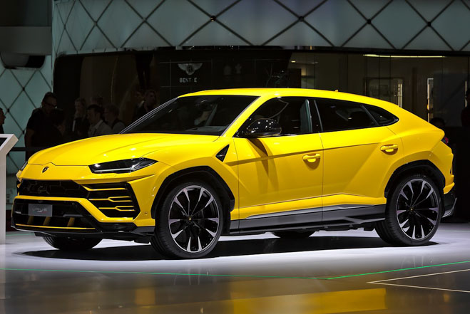 Siêu SUV Lamborghini Urus đầu tiên cập bến Việt Nam - 5