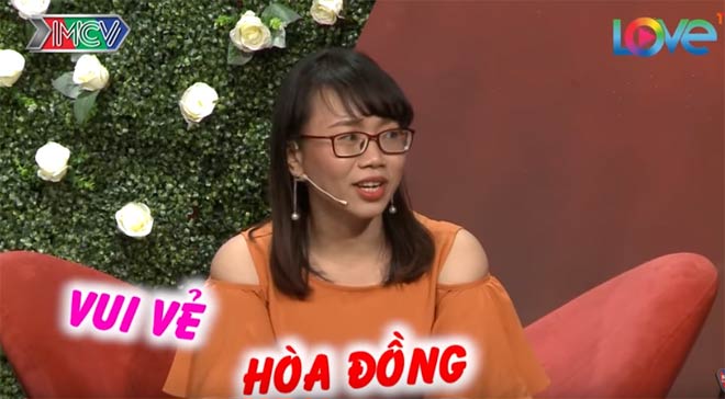 Ngay lần đầu, cô gái đã thích cái &#34;hói sành điệu&#34; của bạn trai và chủ động hôn - 1
