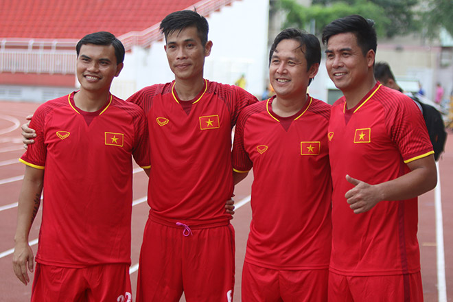 Dàn sao ĐT Việt Nam vô địch AFF Cup hiến kế cho &#34;đàn em&#34; đấu Malaysia - 1