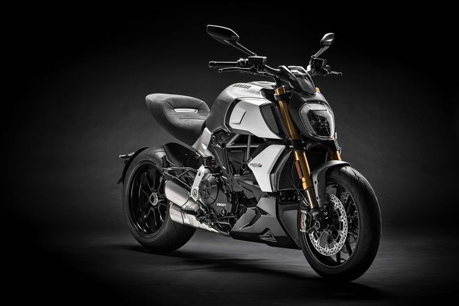 Phát mê trước 2019 Ducati Diavel 1260 cơ bắp, siêu tối tân - 2