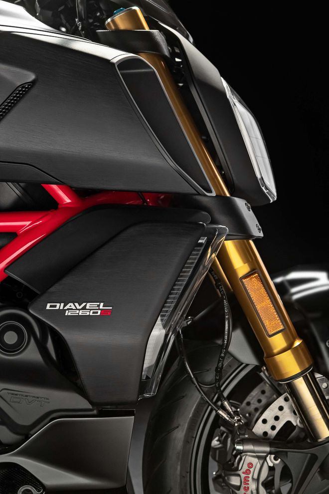 Phát mê trước 2019 Ducati Diavel 1260 cơ bắp, siêu tối tân - 8