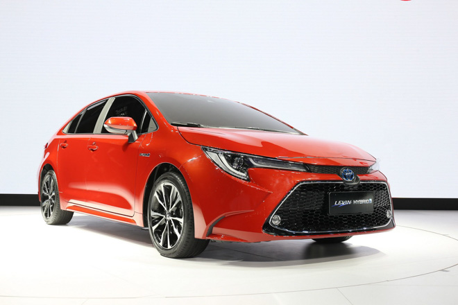 Toyota Corolla Sedan thế hệ mới 2019 chính thức lộ diện - 8