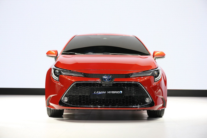 Toyota Corolla Sedan thế hệ mới 2019 chính thức lộ diện - 9