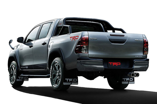 Toyota Hilux cực ngầu với gói phụ kiện TRD Black Rally - 3