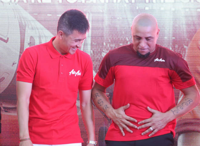 Roberto Carlos đọ tài Công Vinh, chúc Việt Nam thắng Malaysia - 4