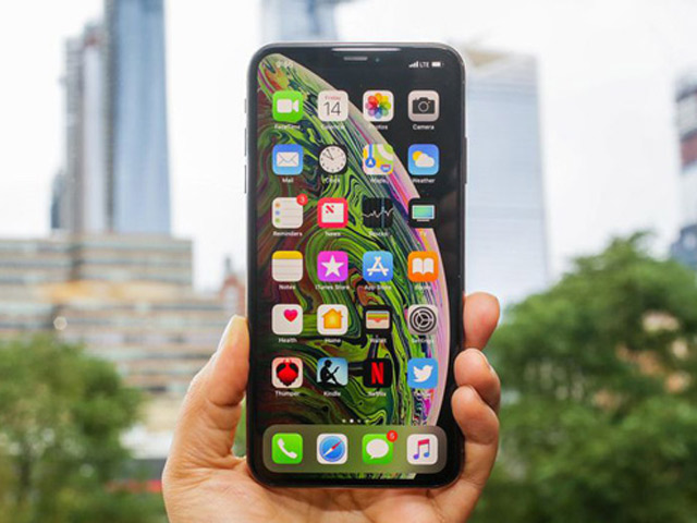 NÓNG: Bộ ba iPhone 2018 lần đầu tiên giảm giá “sốc”