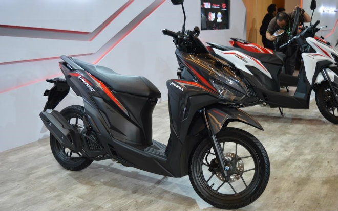 Có dưới 50 triệu đồng, mua 2018 Honda Vario hay Air Blade? - 7