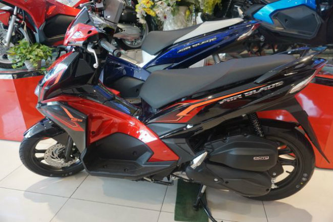 Có dưới 50 triệu đồng, mua 2018 Honda Vario hay Air Blade? - 8