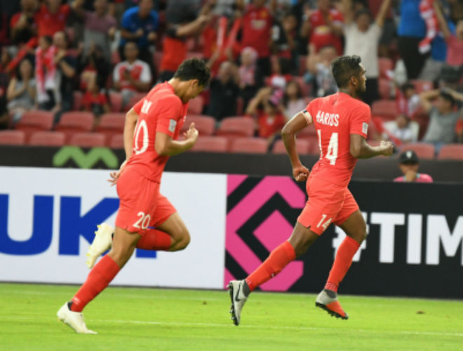 Singapore - Timor Leste: Tưng bừng &#34;đánh tennis&#34;, cửa bán kết rộng mở (AFF Cup) - 1