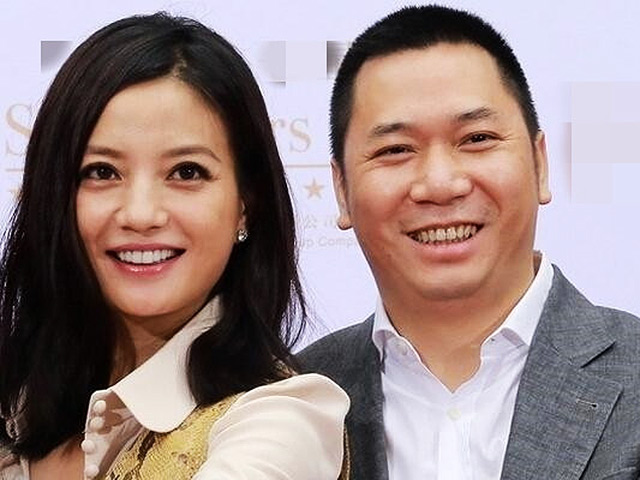 Vợ chồng Triệu Vy dùng chiêu "thổi giá", lừa trăm nhà đầu tư ra sao?