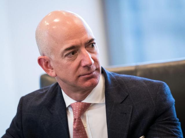 Jeff Bezos tiên đoán: ”Thực tế sẽ đến một ngày Amazon sụp đổ”