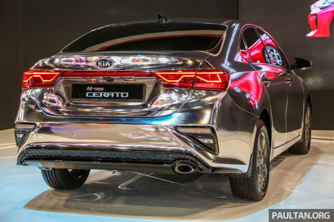 Kia Cerato 2019 &#34;độc đáo&#34; với lớp sơn mạ chrome sáng bóng - 6