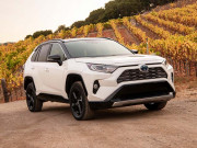 Tin tức ô tô - Toyota RAV4 2019 có giá từ 25.500 USD tại Mỹ