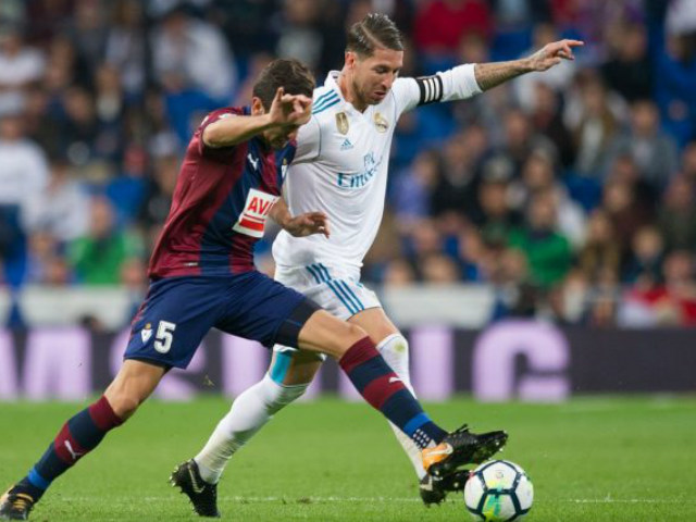 Trực tiếp Eibar - Real Madrid: Isco bị đẩy lên ghế dự bị