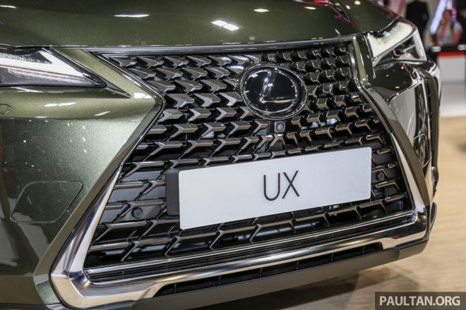 Ảnh thưc tế Lexus UX200 2019 tại Đông Nam Á: Giá bán tương đương 736 triệu đồng - 11