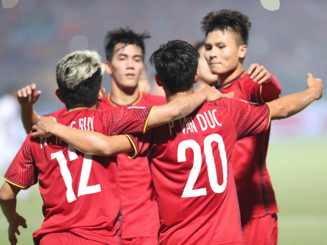 Việt Nam nhất bảng A: Hưởng lợi bán kết vì luật AFF Cup như cúp C1