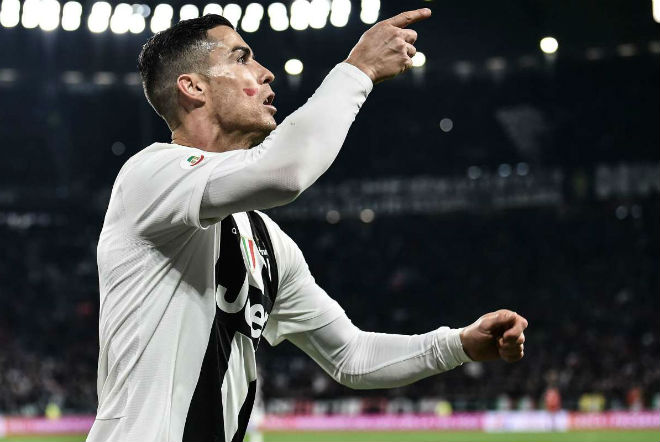 Ronaldo xé lưới SPAL: Thần tốc chạm kỷ lục 50 năm của Juventus - 1