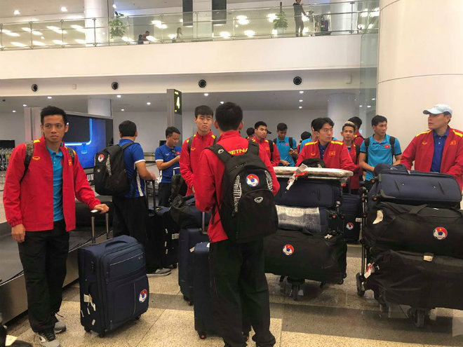 Tin nóng AFF Cup 26/11: Đấu Malaysia bán kết, Thái Lan bị báo nhà &#34;dằn mặt&#34; - 2