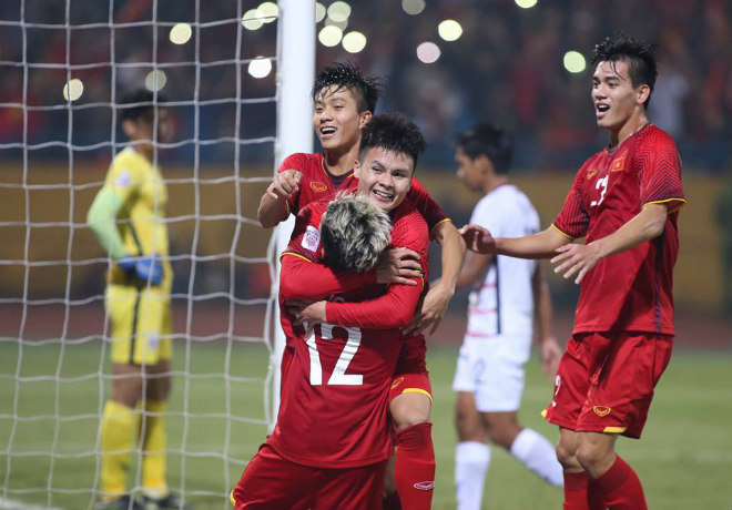 Việt Nam đá bán kết AFF Cup: Bại tướng Philippines từng 6 lần &#34;ôm hận&#34; - 1