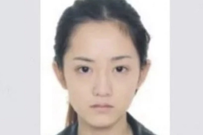 Nữ tội phạm “xinh đẹp nhất” ở Trung Quốc bị cảnh sát truy lùng - 1