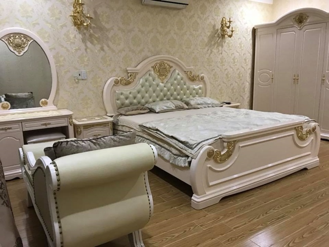 Phòng ngủ dành cho khách tới chơi với gia đình người đẹp.
